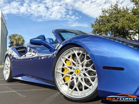 Used 2018 Ferrari 488 Spider image 73