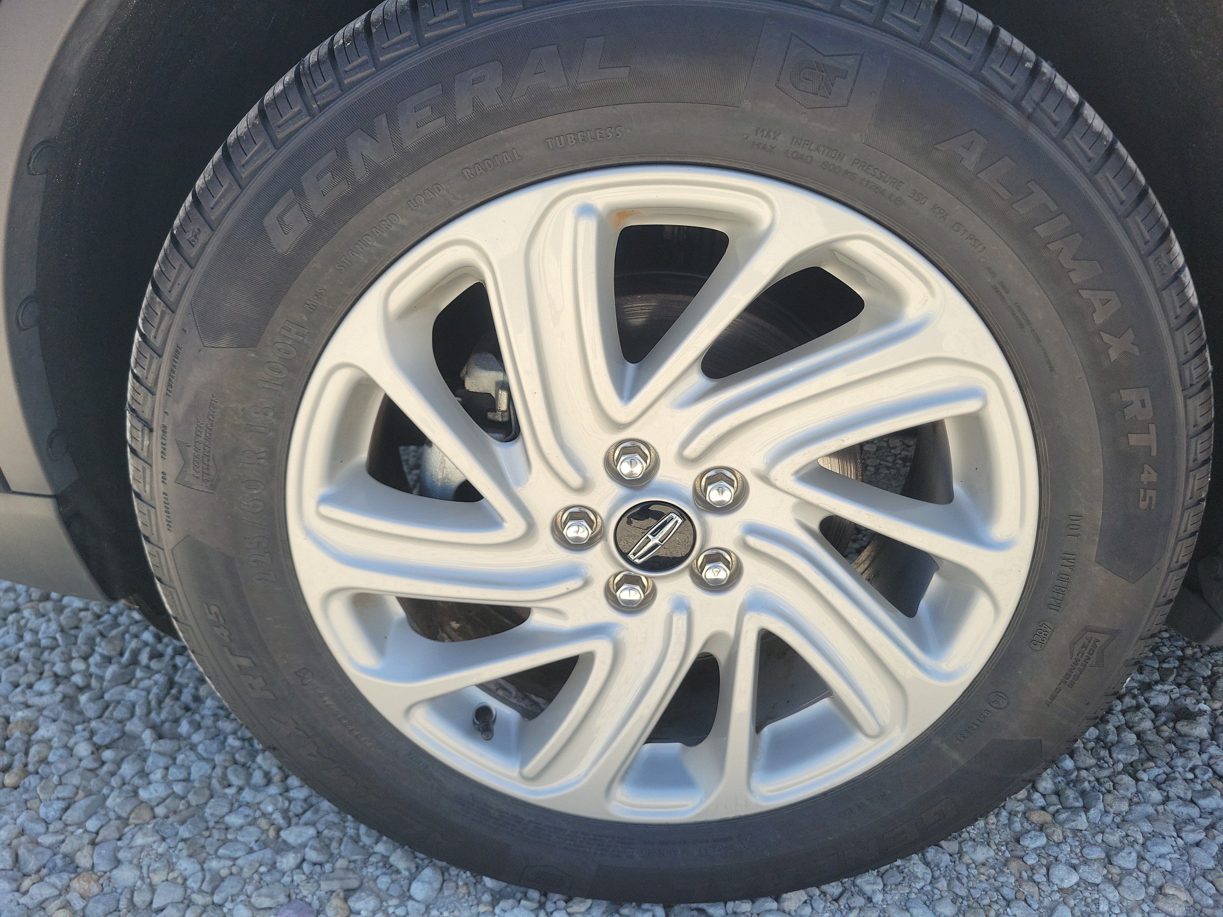 Used 2023 Lincoln Corsair AWD image 8