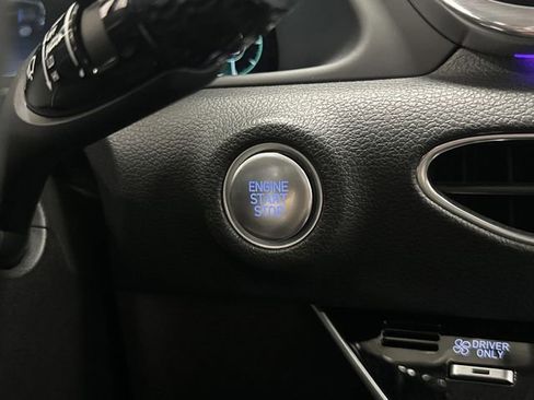 Used 2021 Hyundai Sonata Limited image 22