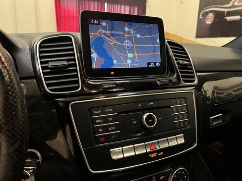 Used 2018 Mercedes-Benz GLE 350 4MATIC w/ Premium 1 Package image 26