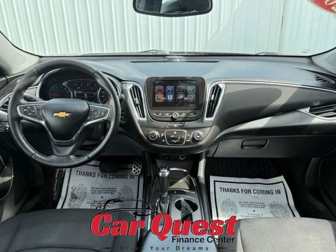 Used 2016 Chevrolet Malibu LT image 19
