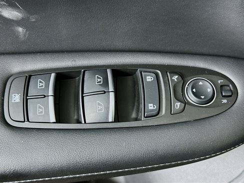 Used 2023 INFINITI QX55 Essential AWD/4WD image 15