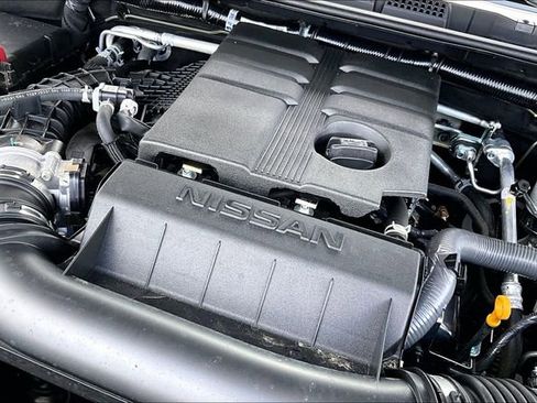 Certified 2025 Nissan Frontier PRO-4X AWD/4WD image 28