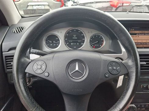 Used 2010 Mercedes-Benz GLK 350 4MATIC image 19