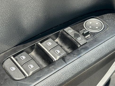 Used 2022 Kia Soul LX w/ Technology Package FWD image 11