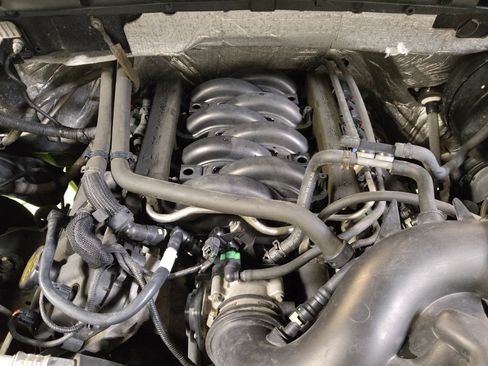 Used 2013 Ford F150 Platinum image 30