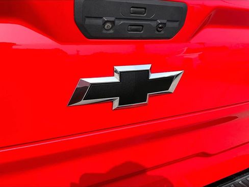Used 2021 Chevrolet Silverado 1500 LT Trail Boss w/ Convenience Package II AWD/4WD image 54