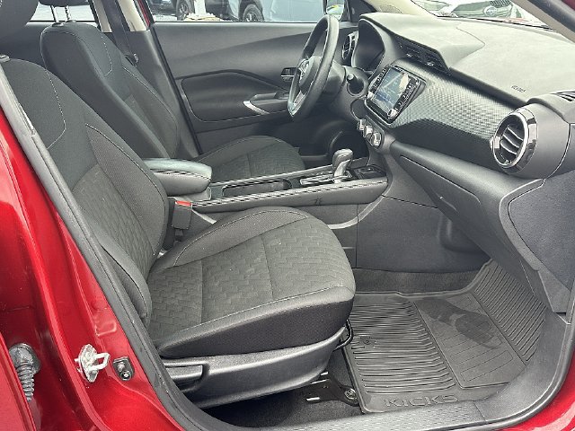 Used 2023 Nissan Kicks SV FWD image 10