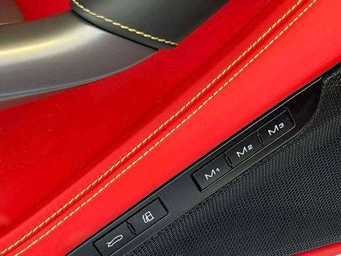 Used 2022 Ferrari F8 Tributo image 16