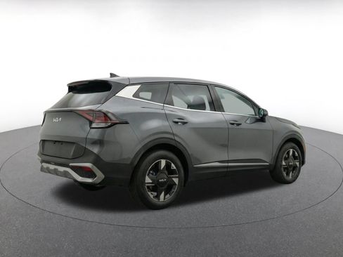 Used 2026 Kia Sportage LX FWD image 9
