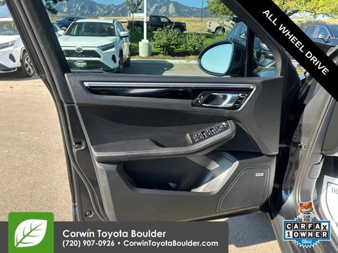 Used 2023 Porsche Macan Turbo AWD/4WD image 22