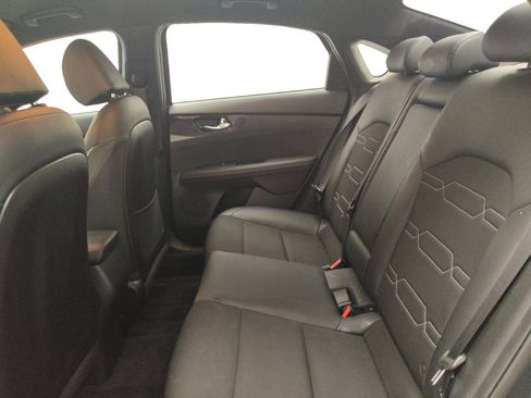 Used 2021 Kia Forte GT-Line FWD image 18