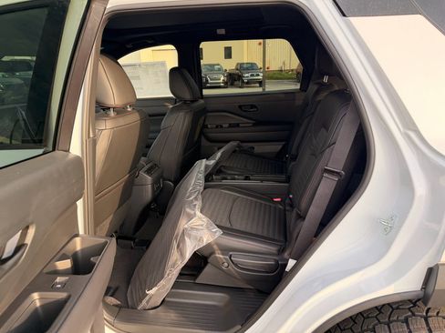 New 2026 Nissan Pathfinder Rock Creek AWD/4WD image 5