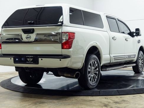 Used 2017 Nissan Titan Platinum Reserve image 9