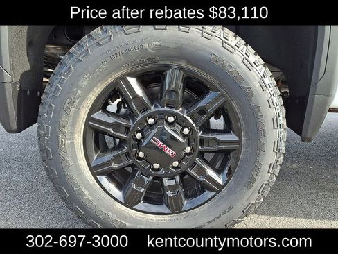 New 2026 GMC Sierra 2500 AT4 w/ AT4 Premium Plus Package AWD/4WD image 7