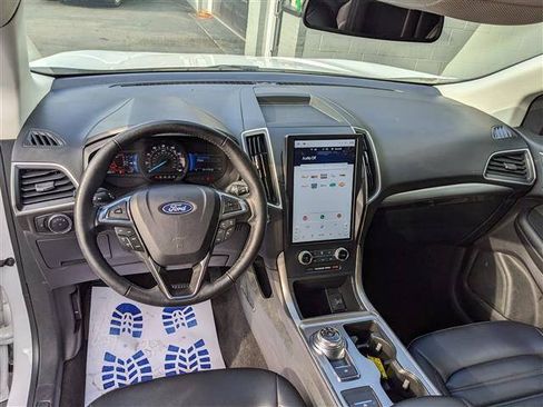 Used 2024 Ford Edge SEL AWD/4WD image 13