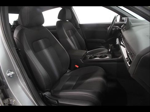 Used 2025 Honda Civic Sport image 15