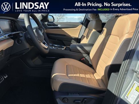 New 2026 Volkswagen Atlas Cross Sport SEL R-Line AWD/4WD image 9