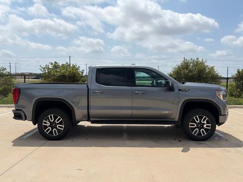 Used 2022 GMC Sierra 1500 AT4 w/ AT4 Premium Package image 10