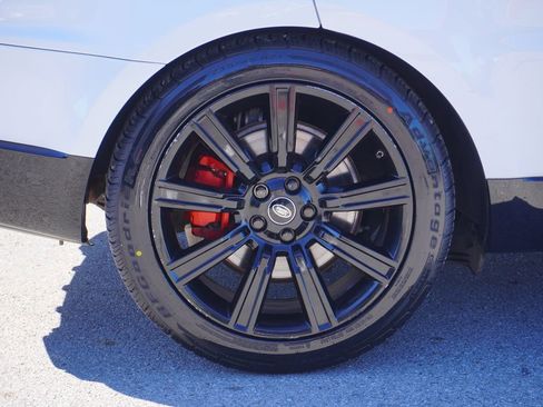 Used 2021 Land Rover Range Rover Sport HSE Silver Edition image 12