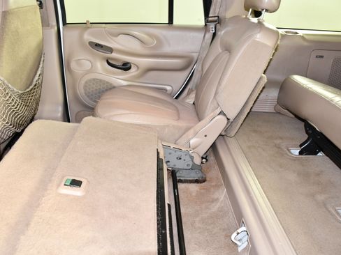 Used 1998 Ford Expedition Eddie Bauer RWD image 42