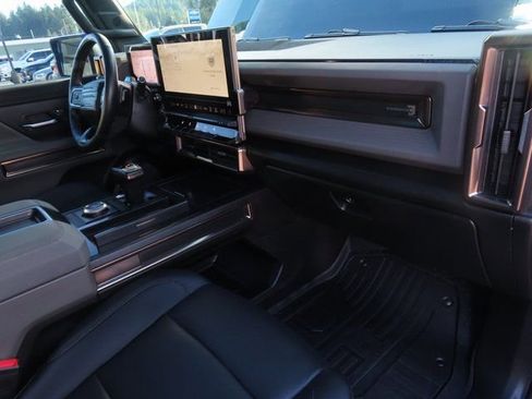 Used 2024 GMC Hummer EV 3X w/ LPO, Illumination Package image 50