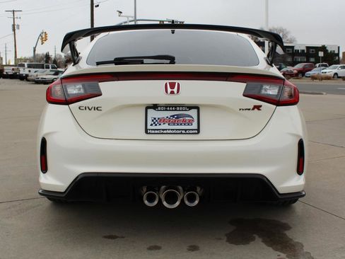 Used 2025 Honda Civic Type R image 23