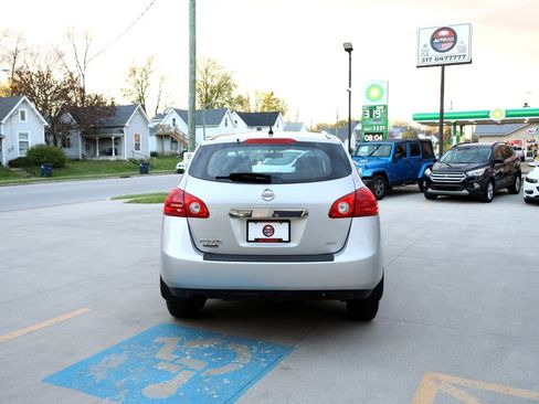 Used 2014 Nissan Rogue S image 6