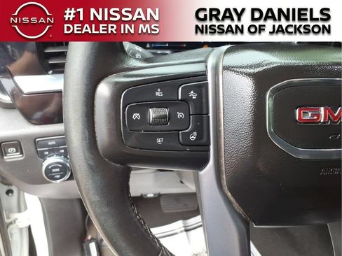 Used 2022 GMC Sierra 1500 SLE AWD/4WD image 19