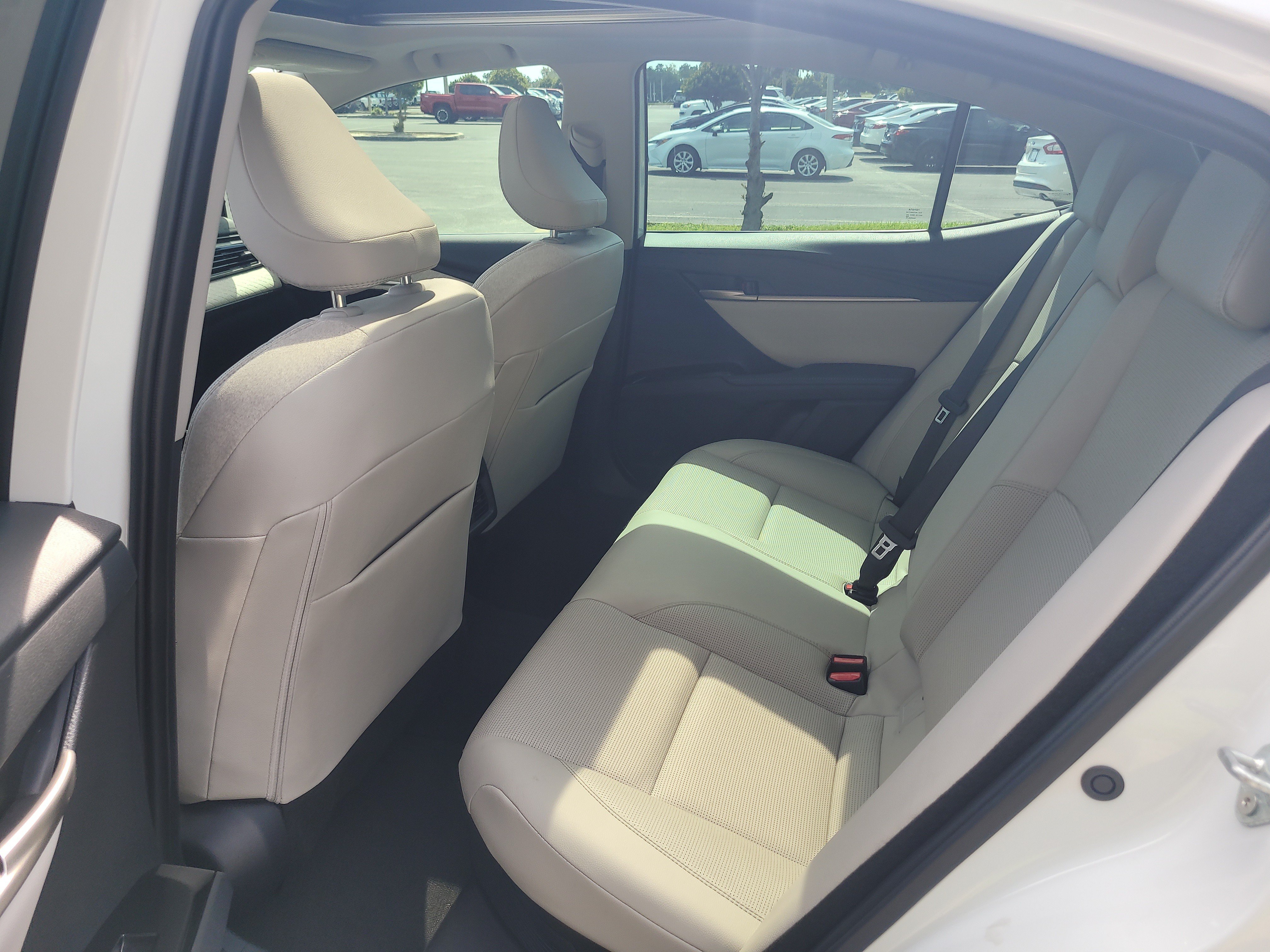 Certified 2025 Toyota Camry XLE w/ Premium Plus Package FWD image 11