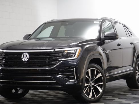 Used 2025 Volkswagen Atlas Cross Sport SEL Premium R-Line image 1