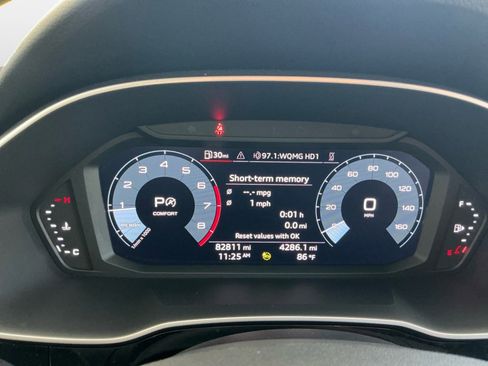 Used 2022 Audi Q3 2.0T Premium AWD/4WD image 14
