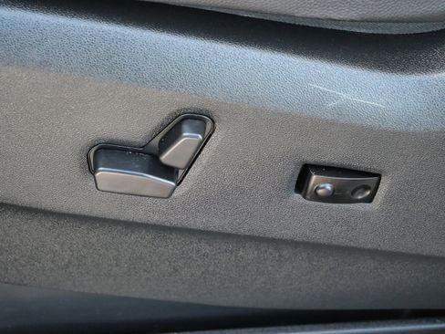 Used 2017 Dodge Grand Caravan SXT image 20