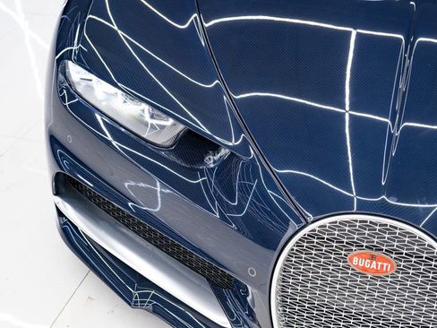Used 2020 Bugatti Chiron AWD/4WD image 21