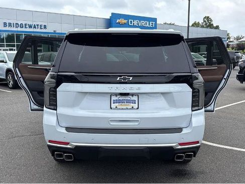 New 2026 Chevrolet Tahoe High Country AWD/4WD image 12