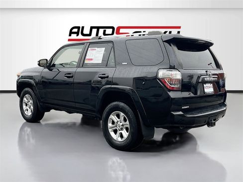 Used 2021 Toyota 4Runner SR5 Premium image 5