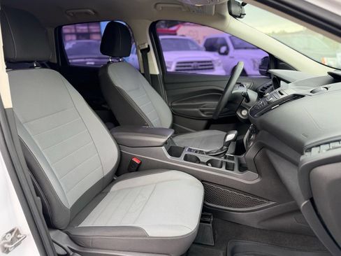 Used 2017 Ford Escape S FWD image 6