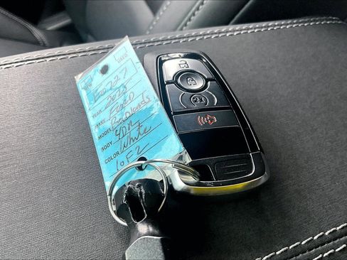 New 2025 Ford Bronco Badlands w/ Sasquatch Package image 33