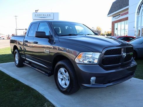 Used 2017 RAM 1500 Express image 2