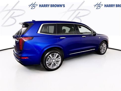 Used 2024 Cadillac XT6 Premium Luxury image 33