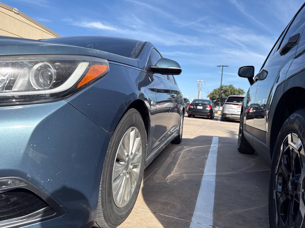 Used 2016 Hyundai Sonata SE FWD image 4