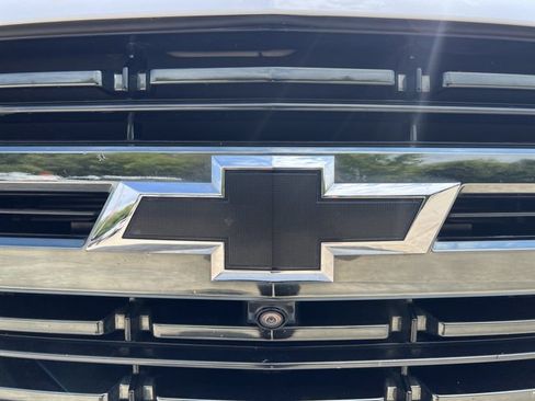 Used 2021 Chevrolet Tahoe RST w/ Luxury Package AWD/4WD image 32
