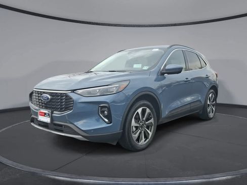 Certified 2023 Ford Escape Platinum w/ Premium Technology Package image 1