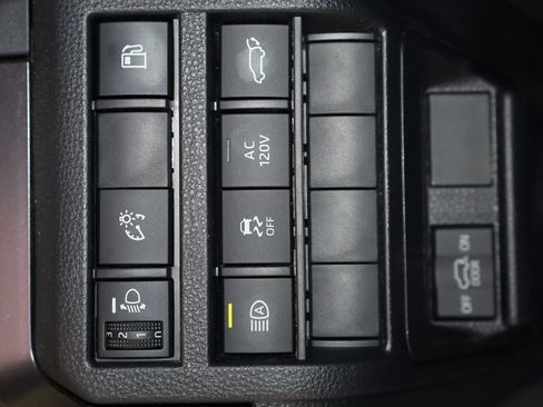 Used 2025 Toyota 4Runner TRD Off-Road Premium w/ Tow Technology Package AWD/4WD image 16