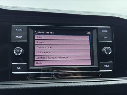 Used 2019 Volkswagen Jetta S FWD image 32