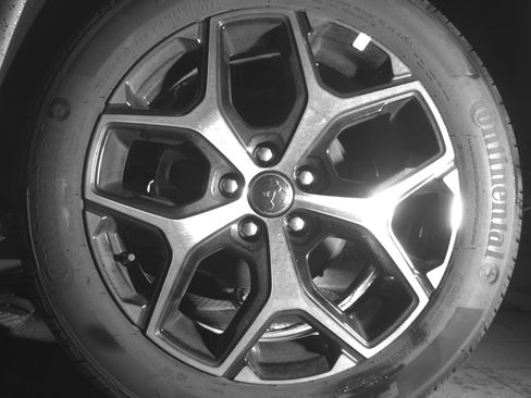 Used 2025 Jeep Compass Limited image 14