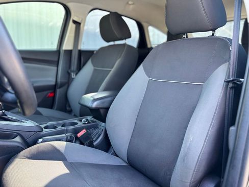 Used 2014 Ford Focus SE image 9