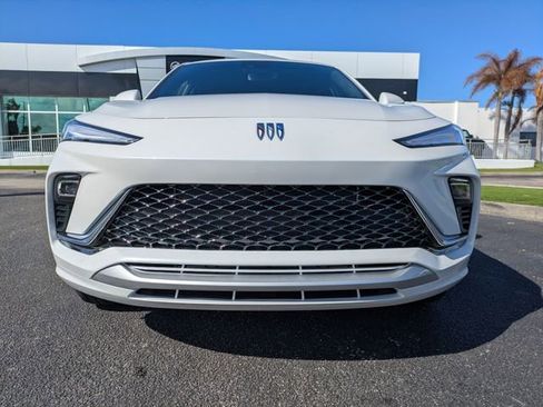 New 2026 Buick Envista Avenir image 9