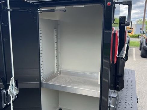 New 2025 Ford F450 XLT w/ XLT Value Package image 14