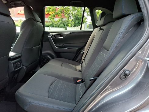 Certified 2024 Toyota RAV4 SE AWD/4WD image 10
